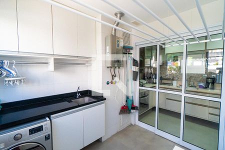 Apartamento à venda com 73m², 2 quartos e 1 vaga Apartamento à venda com 73m², 2 quartos e 1 vagaÁrea de Serviço