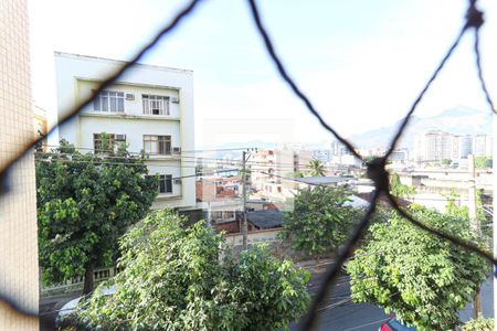 Vista Sala de apartamento para alugar com 2 quartos, 65m² em Todos Os Santos, Rio de Janeiro