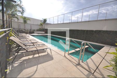 Apartamento à venda com 80m², 3 quartos e 2 vagasÁrea comum - Piscina