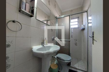 Casa à venda com 98m², 3 quartos e 1 vaga Casa à venda com 98m², 3 quartos e 1 vagaBanheiro 2