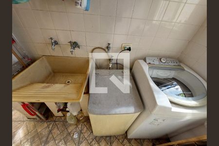 Casa à venda com 98m², 3 quartos e 1 vaga Casa à venda com 98m², 3 quartos e 1 vagaÁrea de Serviço