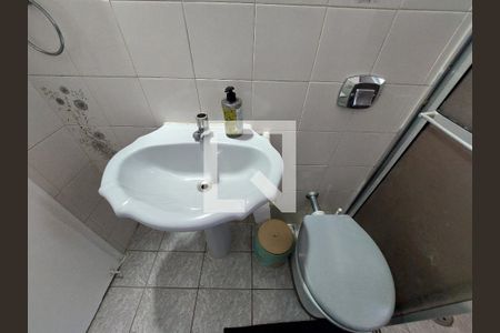 Casa à venda com 98m², 3 quartos e 1 vaga Casa à venda com 98m², 3 quartos e 1 vagaBanheiro 2