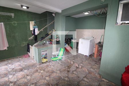 Casa à venda com 150m², 4 quartos e 2 vagasÁrea de Serviço