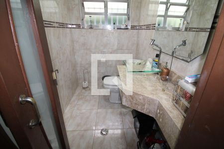Casa à venda com 150m², 4 quartos e 2 vagasLavabo