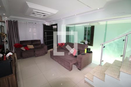 Sala de casa à venda com 4 quartos, 150m² em Parque Edu Chaves, São Paulo