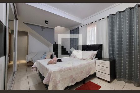 Quarto de casa à venda com 5 quartos, 202m² em Utinga, Santo André