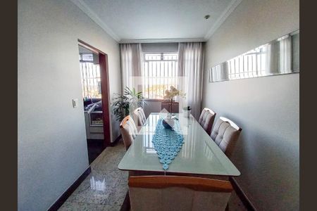 Sala de apartamento à venda com 3 quartos, 80m² em Ana Lúcia, Belo Horizonte