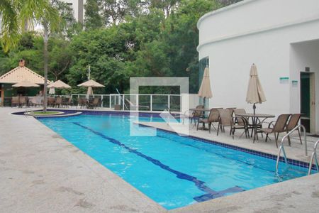 Apartamento à venda com 65m², 2 quartos e 1 vagaÁrea comum - Piscina