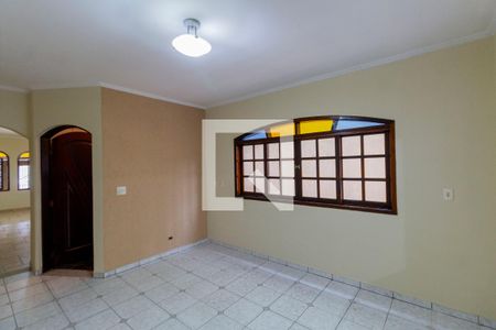 Casa à venda com 150m², 3 quartos e 2 vagas Casa à venda com 150m², 3 quartos e 2 vagasCozinha