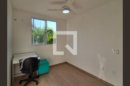 Quarto 1 de apartamento para alugar com 2 quartos, 44m² em Vargem Grande, Rio de Janeiro