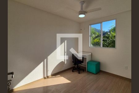 Quarto 1 de apartamento para alugar com 2 quartos, 44m² em Vargem Grande, Rio de Janeiro