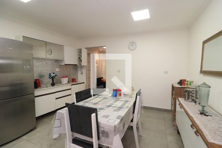 Casa à venda com 208m², 3 quartos e 2 vagasCozinha