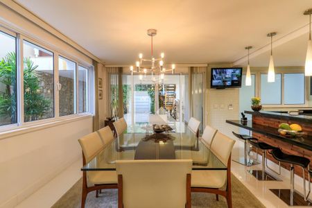 Casa à venda com 601m², 3 quartos e 4 vagasSala de Jantar