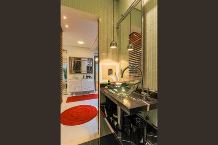 Casa à venda com 601m², 3 quartos e 4 vagasLavabo