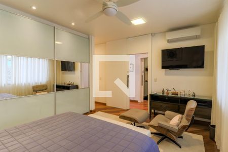 Casa à venda com 601m², 3 quartos e 4 vagasSuíte 3