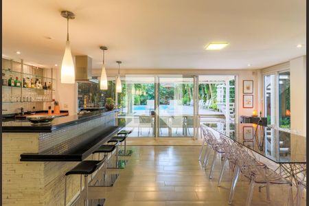 Casa à venda com 601m², 3 quartos e 4 vagasEspaço Gourmet