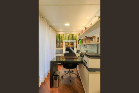 Casa à venda com 601m², 3 quartos e 4 vagasSuíte 2