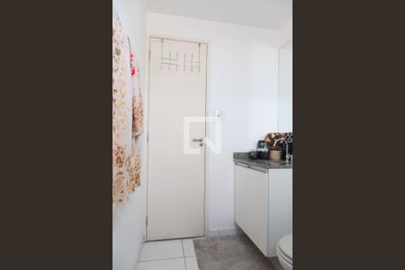 Banheiro Social de apartamento à venda com 2 quartos, 74m² em Vila Antonieta, Guarulhos