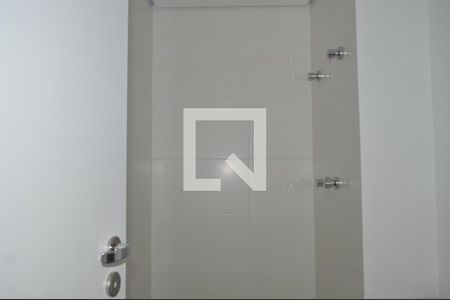 Banheiro de kitnet/studio à venda com 1 quarto, 25m² em Liberdade, São Paulo