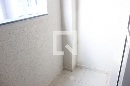 Varanda Sala de kitnet/studio para alugar com 1 quarto, 28m² em Vila das Bandeiras, Guarulhos