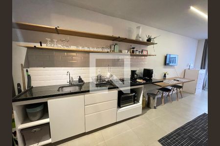 Cozinha de apartamento à venda com 1 quarto, 37m² em Centro, Rio de Janeiro