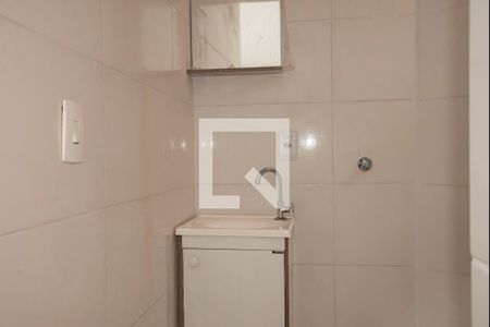 Banheiro de kitnet/studio para alugar com 1 quarto, 14m² em São Judas, São Paulo