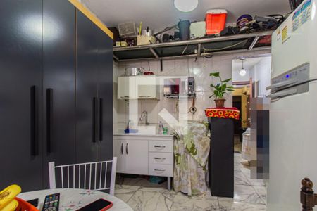 Cozinha de kitnet/studio à venda com 1 quarto, 34m² em Liberdade, São Paulo