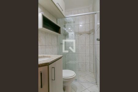 Casa à venda com 205m², 4 quartos e 2 vagas Casa à venda com 205m², 4 quartos e 2 vagasBanheiro