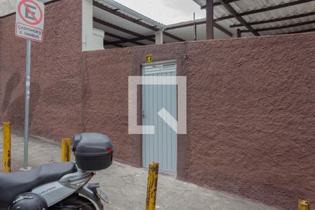 Casa para alugar com 52m², 2 quartos e sem vagaFachada