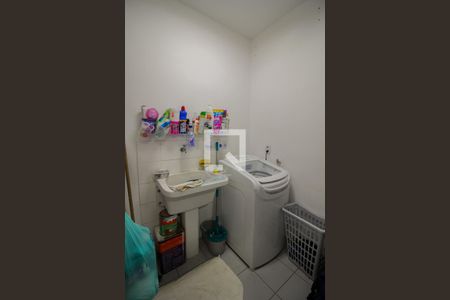 Apartamento à venda com 70m², 2 quartos e 1 vagaÁrea de Serviço