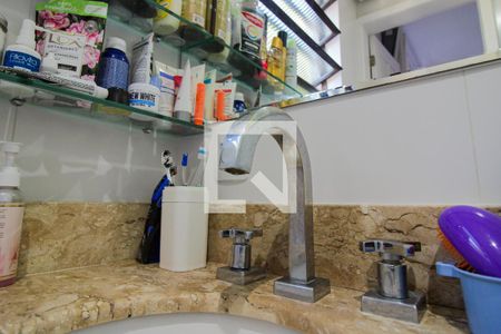 Apartamento à venda com 70m², 2 quartos e 1 vagaBanheiro da Suíte