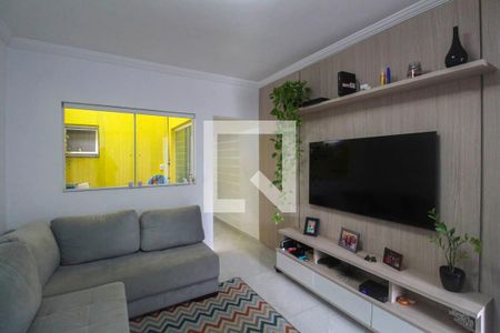 Sala de casa à venda com 2 quartos, 111m² em Jardim Teresa, São Paulo