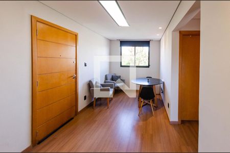 Sala de apartamento à venda com 2 quartos, 105m² em Floramar, Belo Horizonte