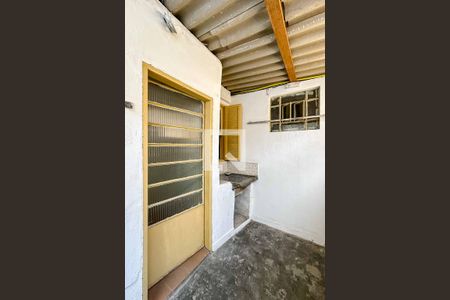 Casa para alugar com 75m², 2 quartos e sem vagaÁrea de Serviço