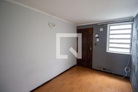 Sala de apartamento para alugar com 2 quartos, 48m² em Conjunto Residencial José Bonifácio, São Paulo