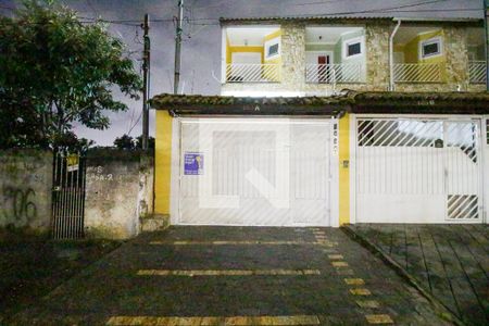 Fachada de casa para alugar com 3 quartos, 120m² em Itaquera, São Paulo