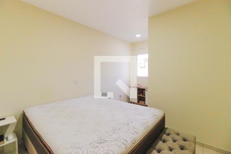 Suíte de casa à venda com 3 quartos, 100m² em Vila Esperança, São Paulo