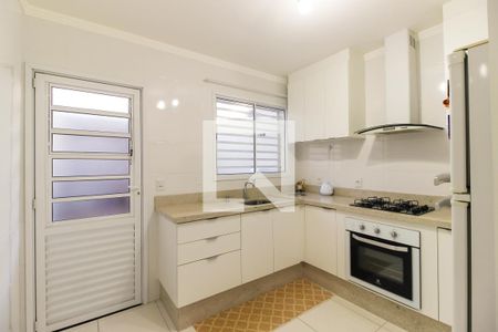 Casa à venda com 100m², 3 quartos e 2 vagasCozinha
