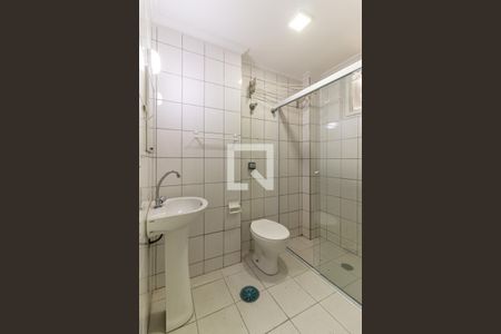 Banheiro de apartamento para alugar com 1 quarto, 34m² em Vila Buarque, São Paulo
