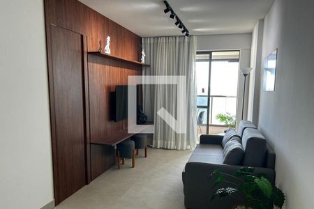Sala de apartamento para alugar com 1 quarto, 44m² em Ondina, Salvador