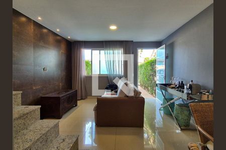 Sala de casa de condomínio à venda com 2 quartos, 75m² em Vargem Grande, Rio de Janeiro