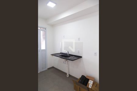 Cozinha  de apartamento à venda com 2 quartos, 43m² em Vila Sao Joao, Guarulhos