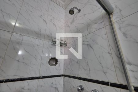 Apartamento à venda com 174m², 3 quartos e 1 vaga Apartamento à venda com 174m², 3 quartos e 1 vagaBanheiro Suite