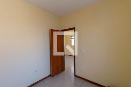 Quarto 1 de casa para alugar com 3 quartos, 500m² em Caiçaras, Belo Horizonte