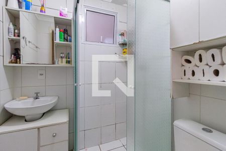 Banheiro de apartamento à venda com 2 quartos, 52m² em São Pedro, Osasco