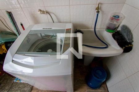 Casa à venda com 170m², 3 quartos e 2 vagasÁrea de serviço