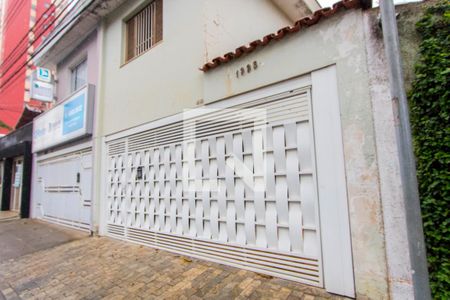 Casa à venda com 170m², 3 quartos e 2 vagasFachada