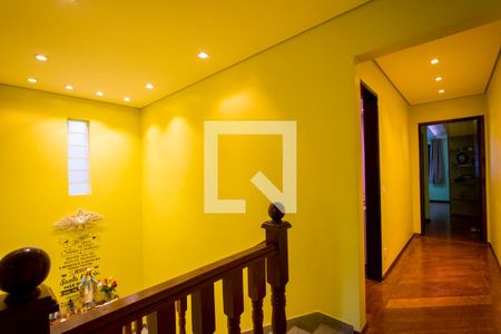 Casa à venda com 170m², 3 quartos e 2 vagasCorredor