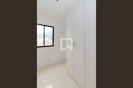 Quarto 1 de apartamento para alugar com 2 quartos, 32m² em Madureira, Rio de Janeiro