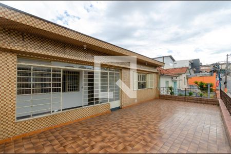 Sacada de casa para alugar com 3 quartos, 220m² em Vila dos Remedios, São Paulo